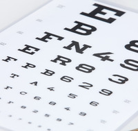 Sehprüfung beim Augenarzt
